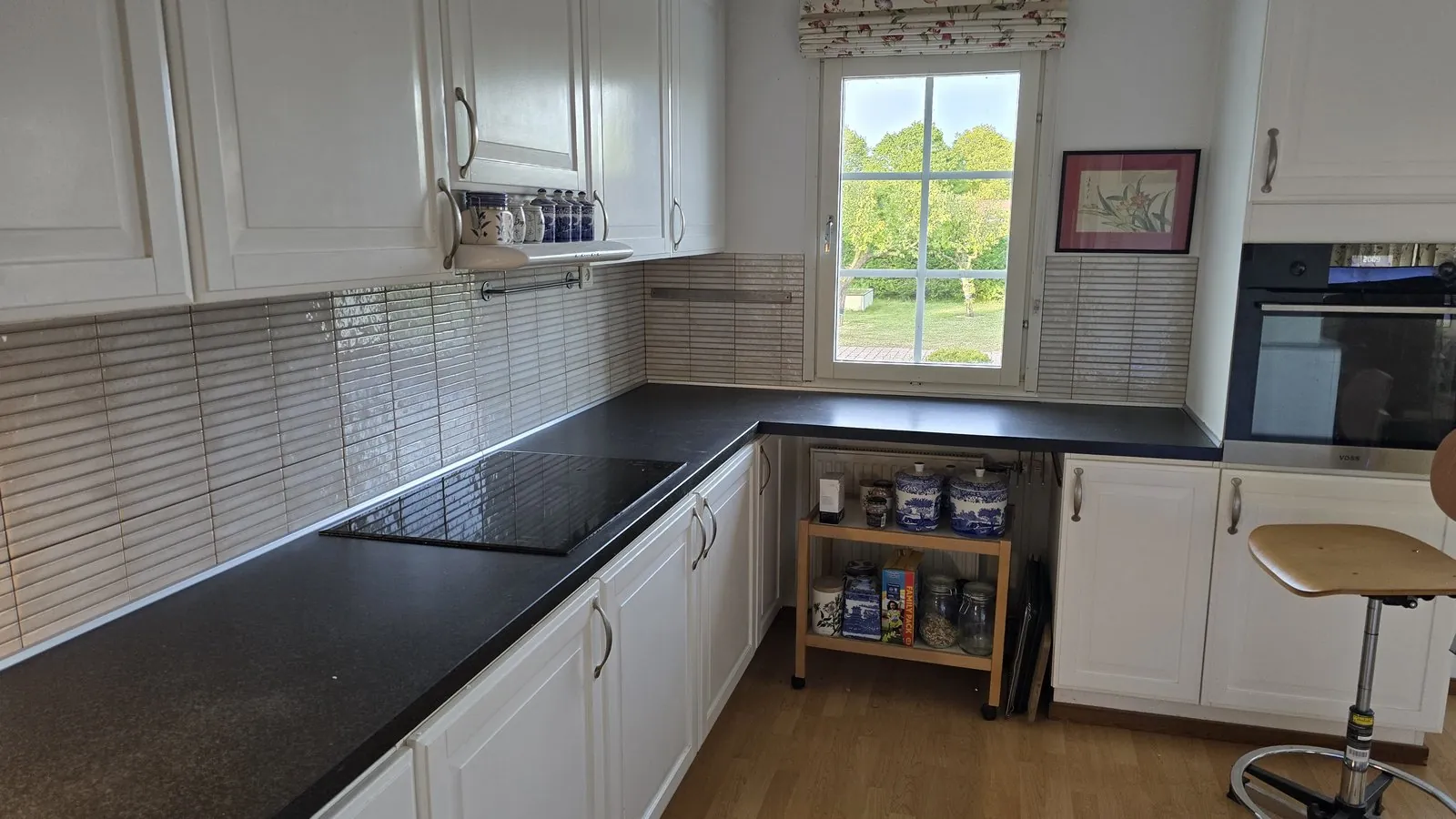Køkkenrenovering — ny stænkpanel og finish